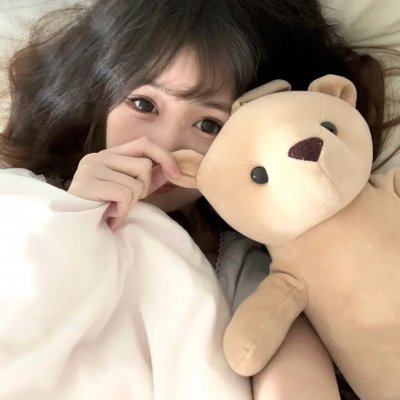 亚曼达厌世系